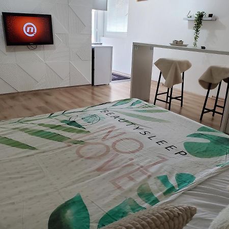 Sleep And Drive Apartman Szarajevó Kültér fotó