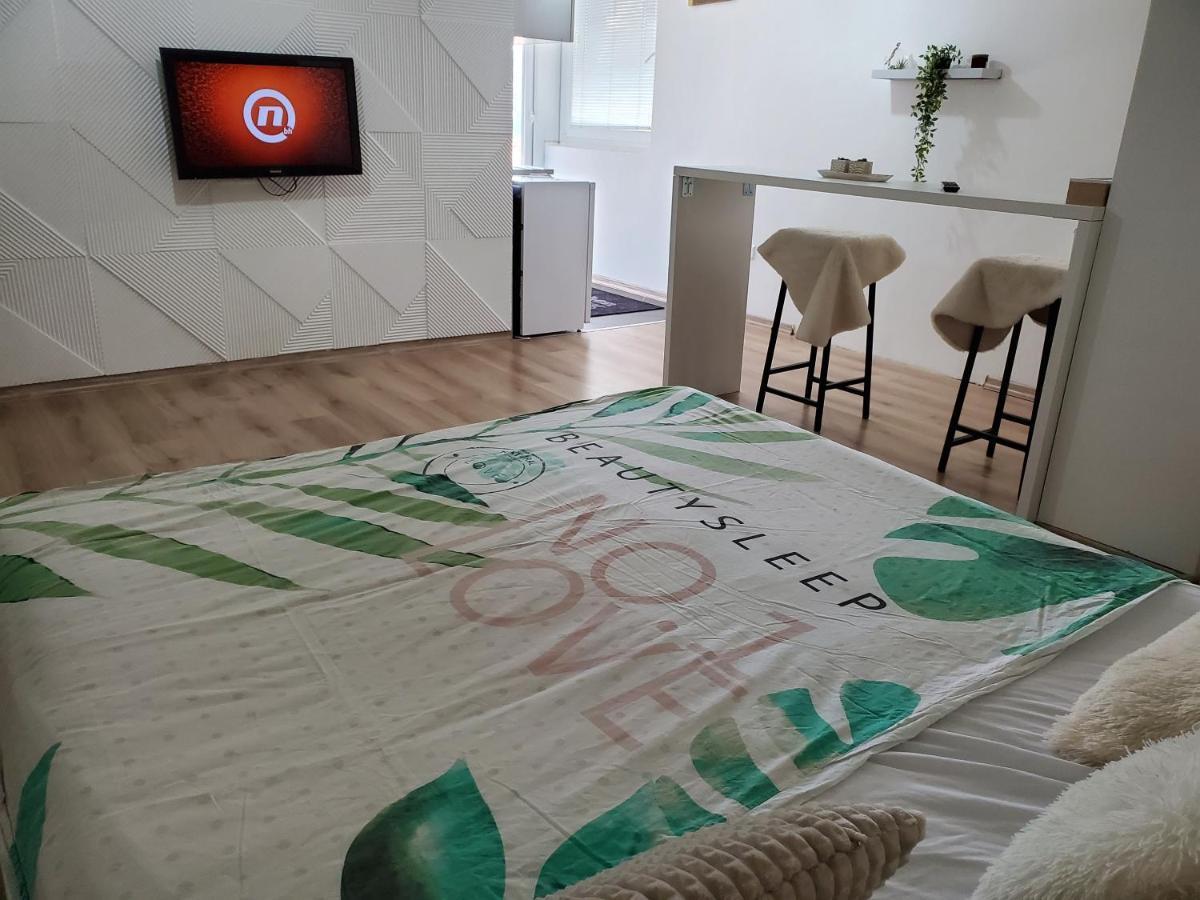 Sleep And Drive Apartman Szarajevó Kültér fotó